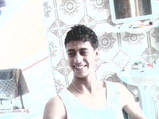 j'essayer tjrs d'oublie mes probleme avec la sourire